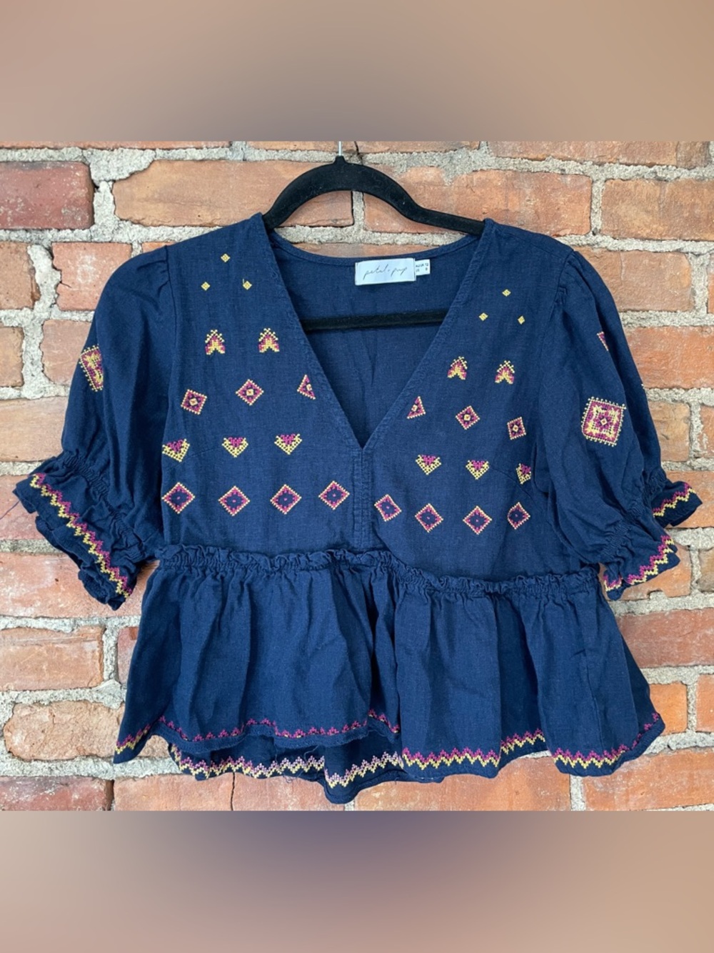 Petal & Pup Navy Textured V-Neck Top | Size 8 | 100% Cotton